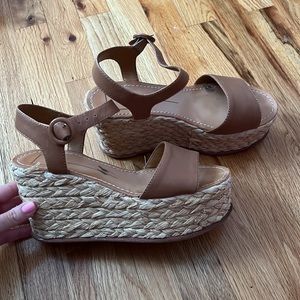 Dolce Vita Platform Raffia Sandals